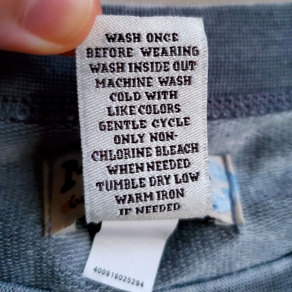 MUDD Soft Heather Gray Raw Edge Distressed Graphic Print Crop Light Sweater - Picture 6 of 14